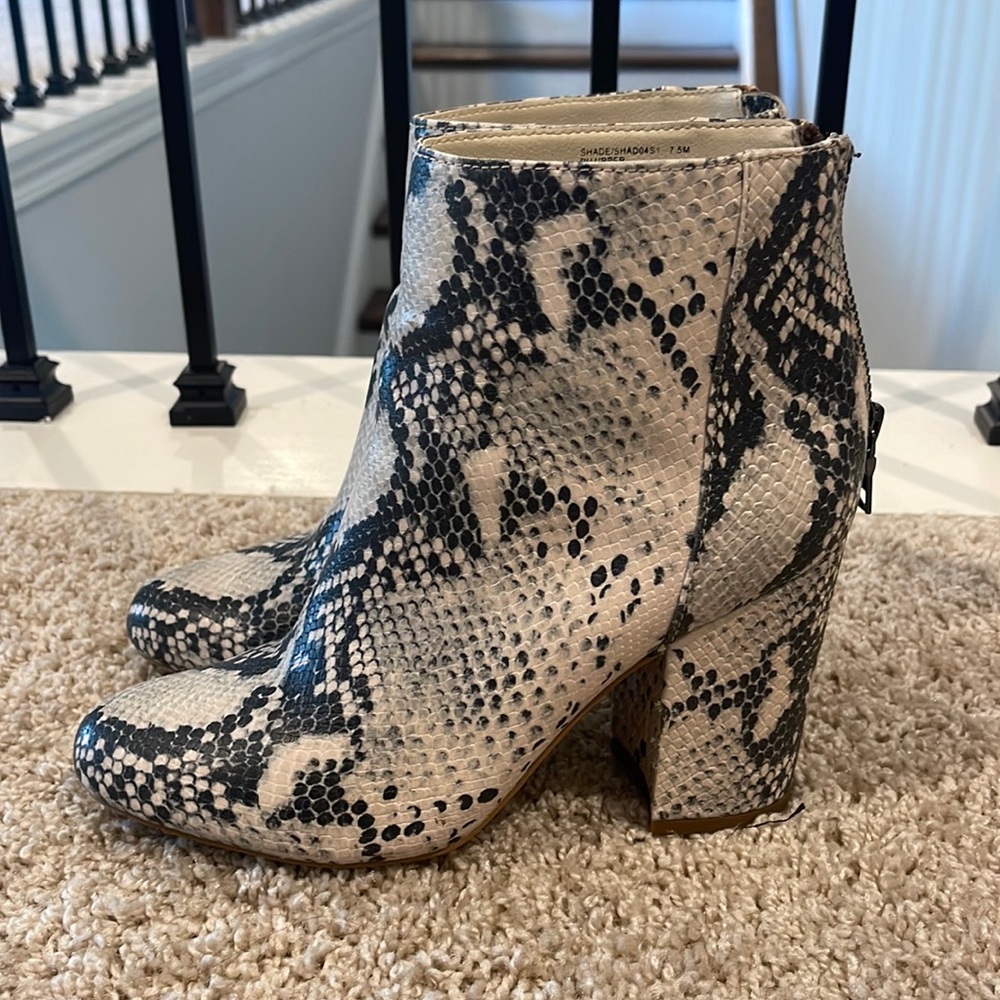 Steve Madden Snakeskin Boots!